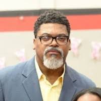 Kenny Diggs's Instagram, Twitter & Facebook