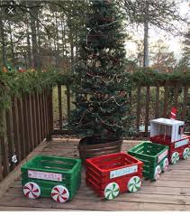 Cool 30 Amazing Outdoor Christmas Trees Ideas More At Https Homishome Com 201 Christmas Decorations Diy Outdoor Outdoor Christmas Decorations Christmas Wood