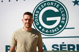 It is bounded by the states of tocantins on the north, bahia and minas gerais on the east, minas gerais and mato grosso do sul on the south, and mato grosso on Ve9cur1jbuit9m