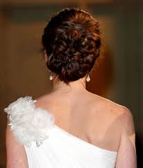 Perfect for the beach wedding. 40 Updo Hairstyles For Long Hair Best Updos For Long Hair