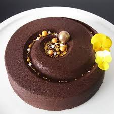 Ntremet Chocolat Framboise Une Fois De Plus Ce Gateau Est Compose Uniquement De Reste Brownie Noix Mousse Au Chocolat Chocolat Framboise