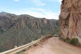 Aug 17, 2017 · the apache trail scenic drive, arizona, united states photo credit apache trail scenic drive, arizona, united states while this is one of the most breathtakingly beautiful drives in all of the united states, arizona's apache trail can be unforgiving to drivers whose attention wavers from roadway to surrounding landscape. Pin Auf Apache Trail Arizona