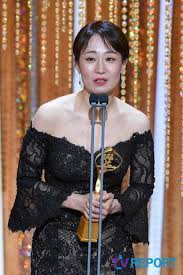 신지, 김수진 뽕끼(?) 작렬 디테일한 노래에 '감탄' 히든싱어4 13회. Tí¬í†  ê¹€ìˆ˜ì§„ ë§ˆìŠ¤í¬ ë²—ê³  ì•¼êµ¬ìž¥ì—ì„œ ë§Œë‚˜ê¸¸