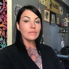 I'm up to 65 one degree connections (direct ancestor, aunt, uncle  (including by marriage) and 1st cousin). Females are married name if  married. Victims: Sarah Good gga Mary Estey ggm Elizabeth Howe