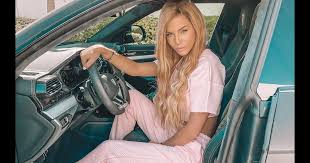 Her birthday, what she did before fame, her family life, fun trivia facts, popularity rankings, and more. Jessica Thivenin Has Changed Physically Since Her Debut The Photos Newsy Today