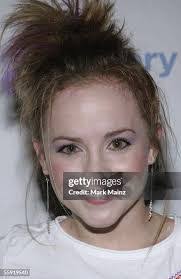 Kelly Staples's Instagram, Twitter & Facebook