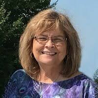 Vicki Wineland's Instagram, Twitter & Facebook