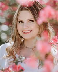 Senior photo session with 70's theme