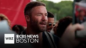 Gronk, Edelman among former teammates attending Tom Brady Hall of Fame  ceremony