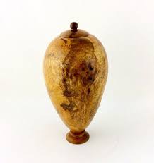If you understand how much to feed a cat, you can prevent overfeeding and underfeeding by serving the appropriate portion size for your kitty. Unique Urn Wooden Ashes Urn Cremation Urn Australian Made Etsy Small Dog Urn Pet Urns Cat Urns