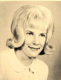 Attention Elks members that are parents or grandparents of seniors. The  Legacy Awards are open. See where to apply below