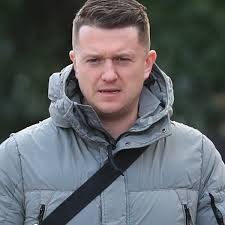 Tommy Robinson given stalking ban after threats to journalist