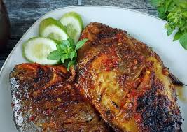 Lihat juga cara membuat bawal bakar dan masakan . 14 Bahan Bikin Ikan Bawal Bakar Pedas Manis Yang Enak Cookandrecipe Com