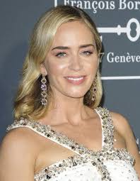 For her debut film, she was named as the best newcomer. Emily Blunt Rotten Tomatoes