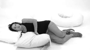 Side sleeper pillow best pillow neck pain pillows sore neck cushion throw pillow cushions. Pregnancy Pillow Positioning Techniques Youtube