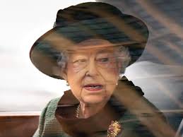 Elizabeth II en pleurs lors de la messe hommage au prince Philip : cette  photo qui a bouleversé les internautes