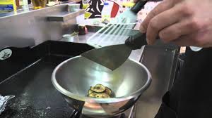 Comme son nom l'indique, la plancha est d'origine espagnole. Foire De Paris 2012 Championnat De Cuisine A La Plancha Youtube
