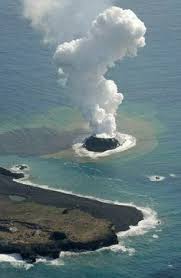 Mariton bornas, chief of phivolcs monitoring and eruption prediction division, said the development was related to the movement of magma up the volcano. 510 Volcanoes Ideas Volcano Natural Landmarks Volcanology