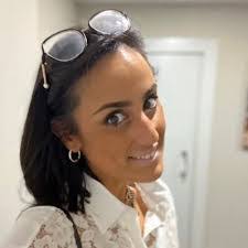 Alba Roldan's Instagram, Twitter & Facebook