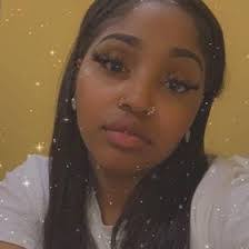 Heidi Sandifer's Instagram, Twitter & Facebook