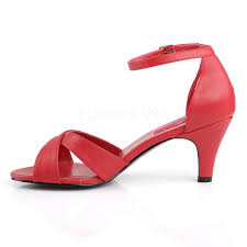 Une chaussure indispensable qui saura trouver sa place. Sandales Femme Grande Taille Coloris Rouge A Talon