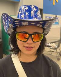 But yeah, don't even act like I'm not livin' my best life (scroll to last  slide for reference)💃🪩😎🤞🚙😌