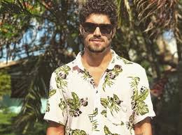 O conversível com motor 2.0 turbo de 231 cv. Caio Castro Recusa Novo Contrato Com A Globo Joao Biott