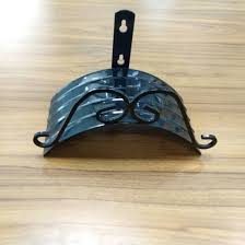 Durable hose butler with a decorative star. China Decorative Garden Hose Hanger Best Plastic Hose Holder China Pipe Holder And Hanger Price