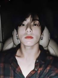 If Jungkook Taking Selfies In Your Bts Jungkook Jeon Facebook Jungkook oppa looks so good with blonde hair colour.love you,jungkook oppa. bts jungkook jeon