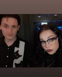 Sage Weaver (@_sage.weaver_) • Instagram photos and videos