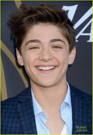 Veronica Dunne Stuns in LBD at Variety's Power of Youth with Katherine  McNamara & Storm Reid: Photo 1103744