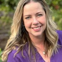 700+ profilů „Popowski“