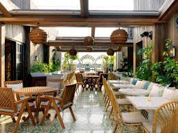 Cecconi's, juhu what's not to love when you're served authentic italian meals with a view of the sea? Soho House Mumbai Adapts Their Design Language To The Beverly Hills Of Bollywood