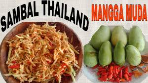 Pedas kecut sambal mangga, dengan tekstur sedikit keras yang akan memberikan sensasi berbeda pada hidangan anda. Resep Sambal Mangga Muda Thailand Cocok Buat Teman Ikan Goreng Youtube