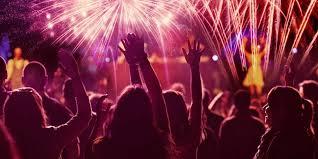 Champagne toast, new year's eve dinner party. Istanbul New Year S Eve Dinner Cruise New Year S Eve Party Cruise In Istanbul 2022 Istanbul 2022 New Year Party Istanbul New Year Cruise 2022