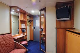 Color Fantasy Color Magic Die Schiffe Und Schiffskabinen Kurzreisen Zentrale