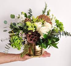 Supernatural Mix Independent Florist Blackbird Floral Austin Texas Local Flower Delivery In 2020 Flower Delivery Same Day Flower Delivery Austin Florist