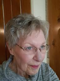 Easy to Manage Hairstyles for Seniors