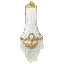 Lesz ingyenes élő film royal tramp streaming hd minőségű nélkül letölthető és felmérés. Discover Our Models Of Wall Sconces Light Entirely Handcrafted And Bronze We Have Chosen To Present Our Finest Achievements Royal Art Palace International