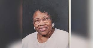 Mary Stinnett's Instagram, Twitter & Facebook