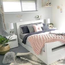 Image Result For Pink Grey White Bedroom Grey And Gold Bedroom Grey Bedroom Design Bedroom Decor