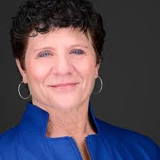 Ellen Arrowsmith's Instagram, Twitter & Facebook