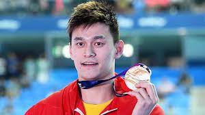 James guy upset sun yang to win 200m freestyle event at 2015 fina world championships. Hew4mfzhjrfnlm