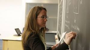 Pentru angajații mai alocaţia pentru drepturile de hrană va fi la valoarea actualizată cu toate celelalte instituţii publice din sistemul de apărare. Vesti Bune Pentru Profesori Tichete De MasÄƒ Si Spor De Suprasolicitare In 2019