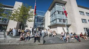 Skipsdesignbransjen gjennomgår en rivende utvikling innenfo. Skriver Ntnu Alesund Hundredweights Sstest Site