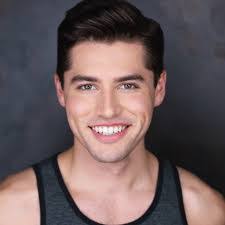 Lynne Grossman's Instagram, Twitter & Facebook