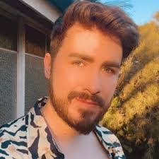 Abby Runion's Instagram, Twitter & Facebook