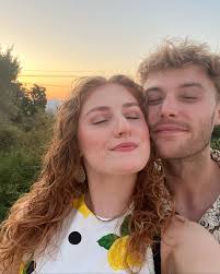 Amelia Howe (@ameliahowe5) • Instagram photos and videos