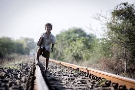Diretta nel 2016 dal regista australiano garth davis, la pellicola racconta la storia di saroo. 91e2lsigstwz9m