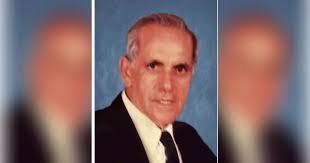 Paul Valente's Instagram, Twitter & Facebook